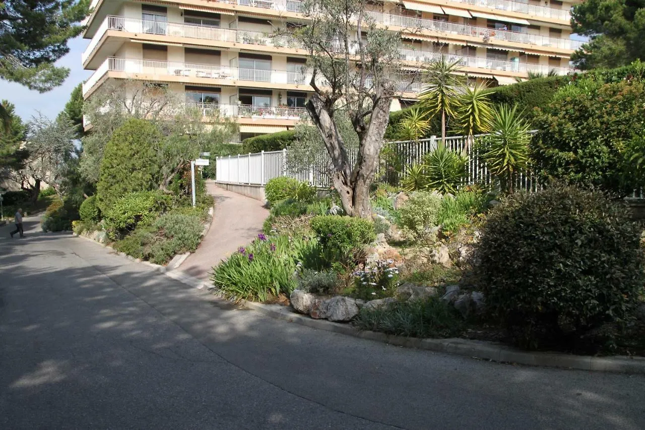 Résidence cosy le Nicerama piscine parking 0*, Nice France